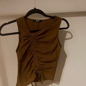 Miss Lola brown crop tee - size small